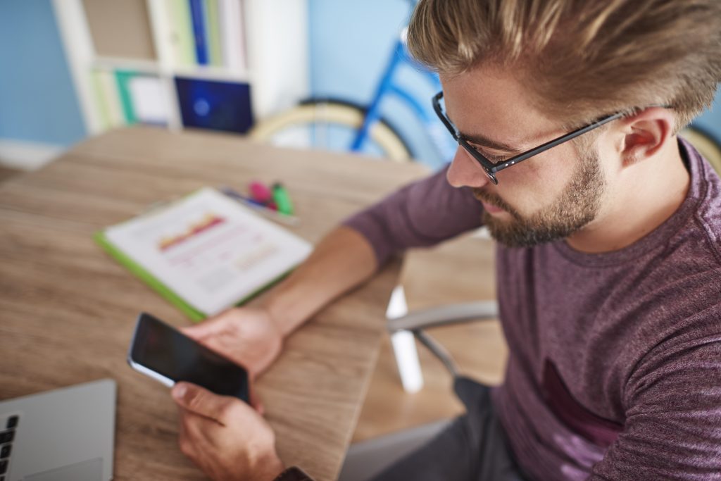 Oposiciones docentes aplicaciones útiles